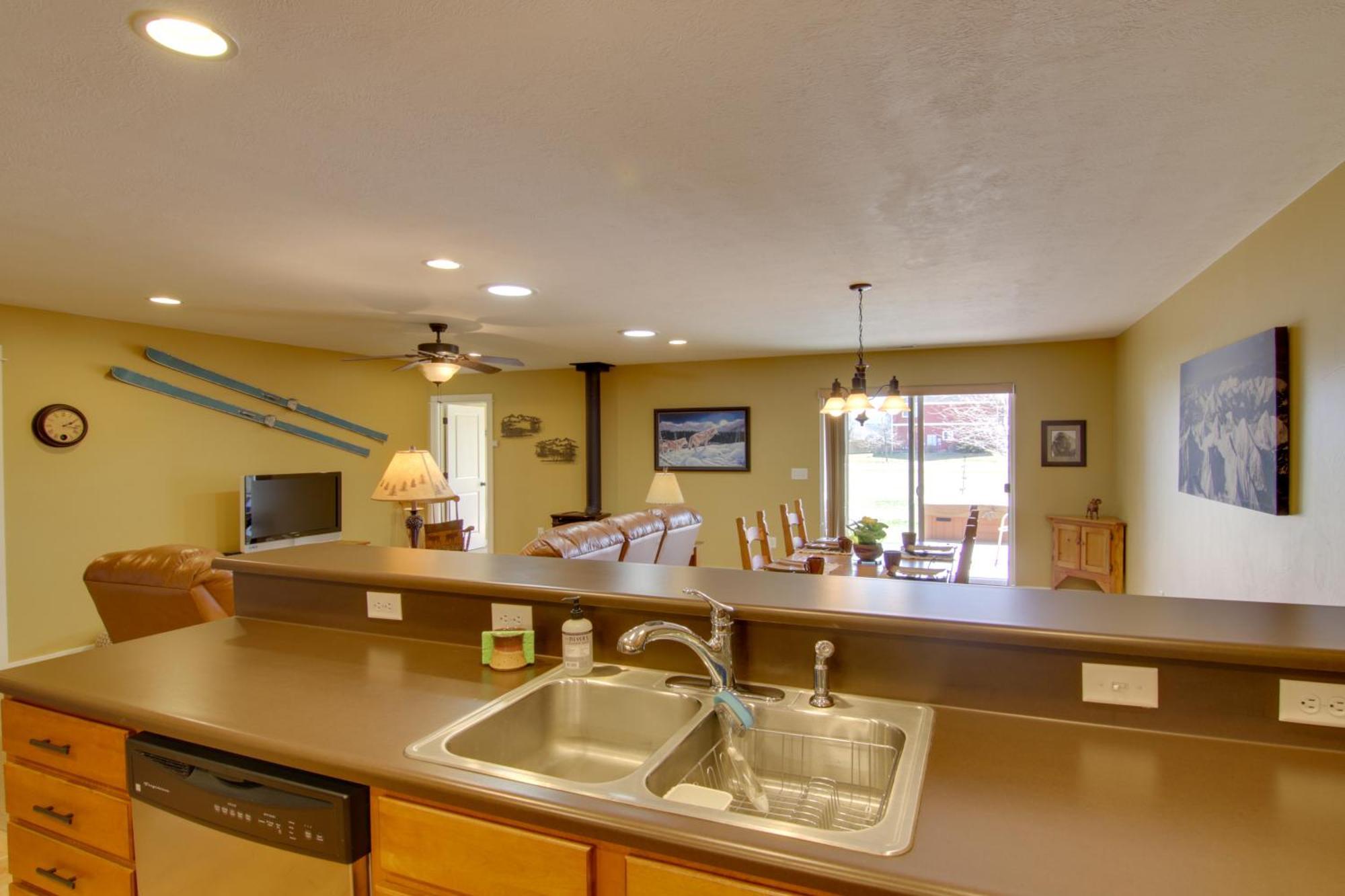 Bozeman Condo With Grill About 2 Mi To Hot Springs! Zewnętrze zdjęcie